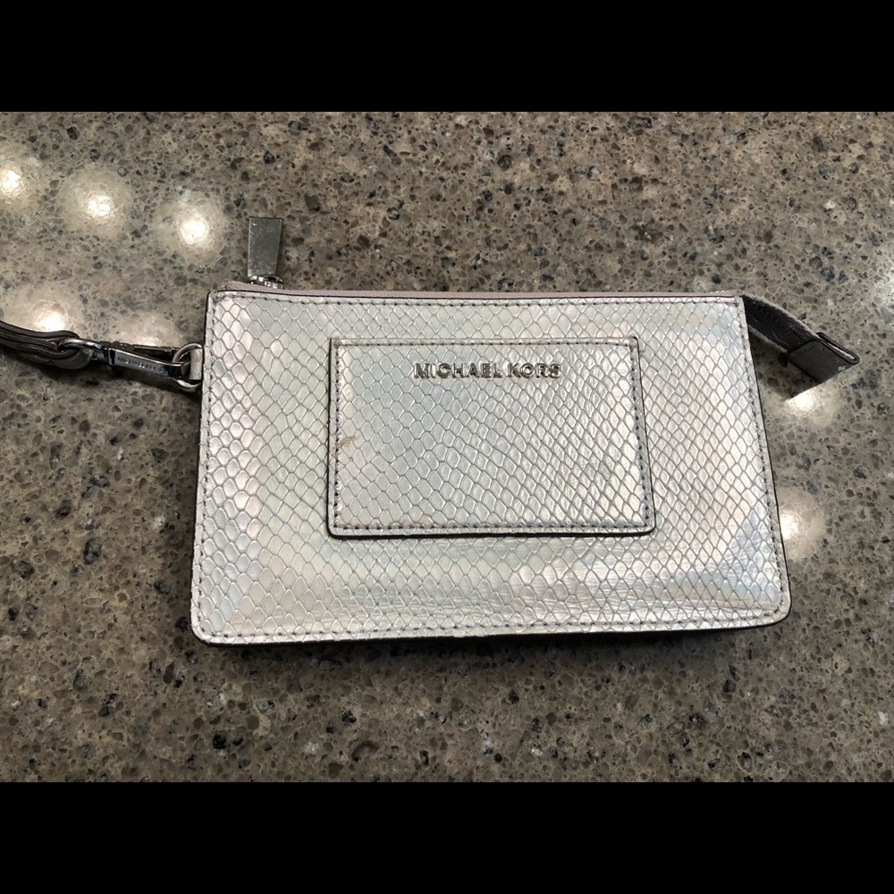 Michael Kors wristlet
